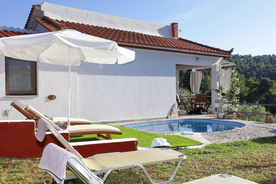 VILLA VICTORIA Villa in Sporades, Greece