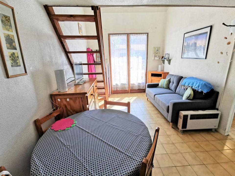 Résidence Grande Bleue - VILLA T2 MEZZANINE 4 couchages PORT LEUCATE MAE-5004 Villa in Leucate