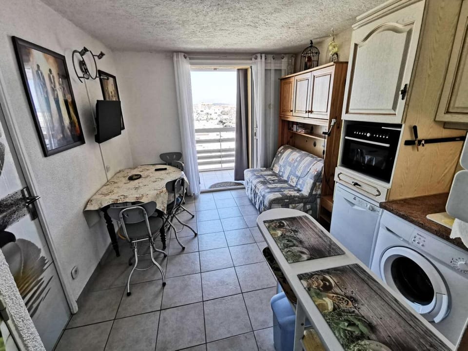 Résidence Le Carlton - 2 Pièces 5 couchages PORT LEUCATE. Réf: 2CAR_442A MAE-5604 Apartment in Leucate