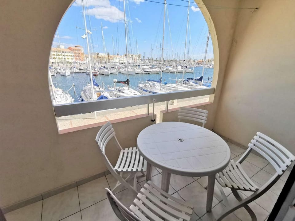 Résidence Terrasses De La Mediterranee 1 - 2 Pièces 4 couchages PORT LEUCATE MAE-5654 Apartment in Leucate