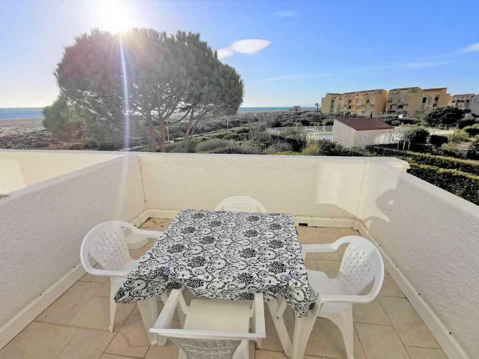Résidence Les Cyclades - Appartement T2 avec deux loggias - 6 couchages PORT LEUCATE. Réf: 2CYC_12A MAE-5984 Apartment in Leucate