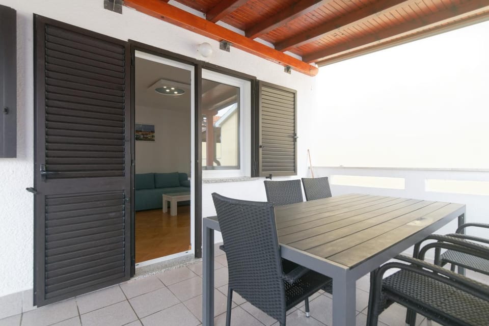 Apartments Jasna 4 Apartment in Novigrad