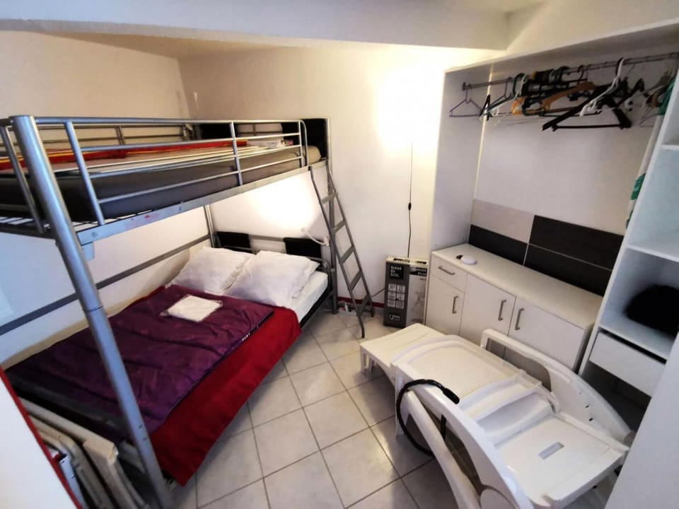 Résidence Copacabana - Coquet appartement deux pièces avec terrasse à Port Leucate. Réf: 1COP_101A MAE-6824 Apartment in Le Barcarès