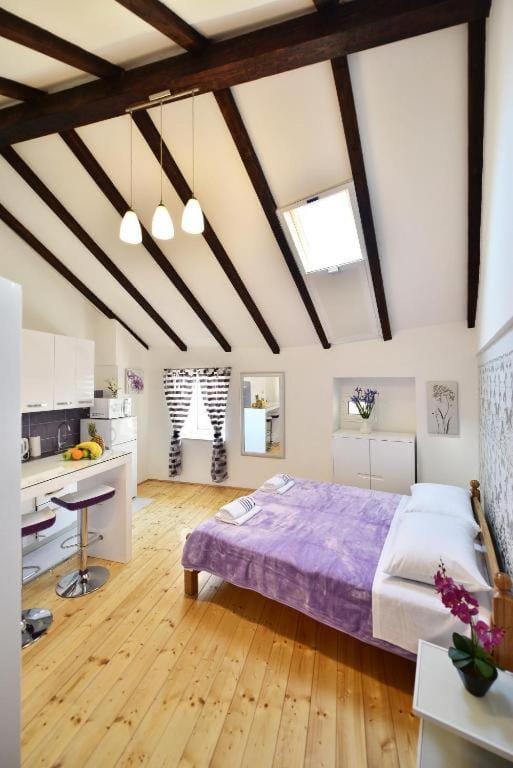 Marigold stone house Apartment in Split