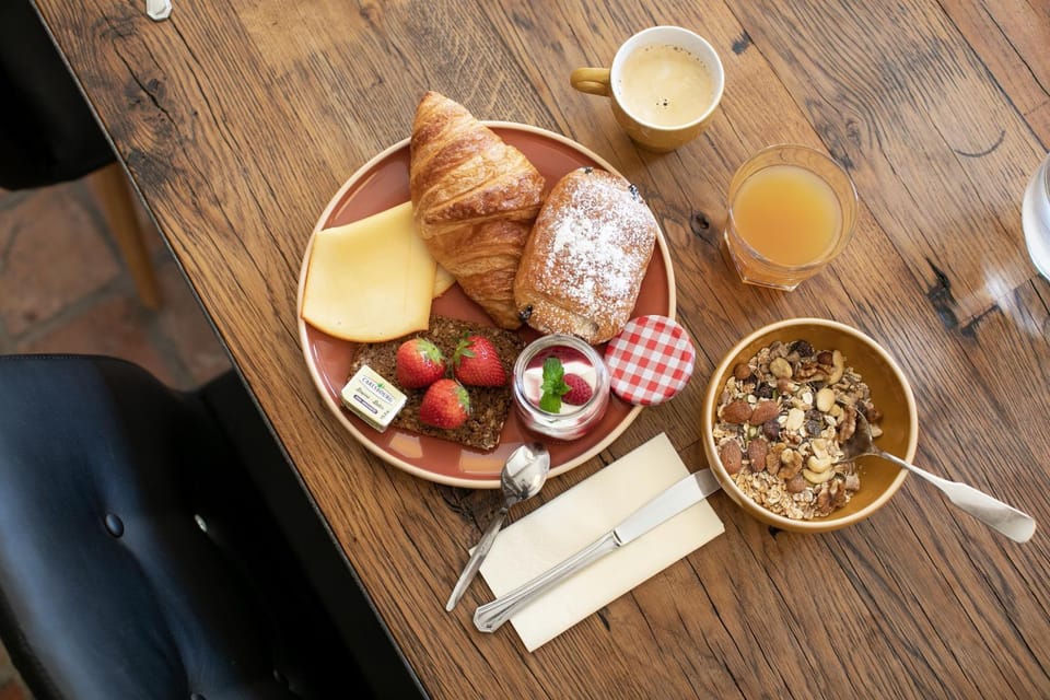 Breakfast, Continental breakfast, Buffet breakfast