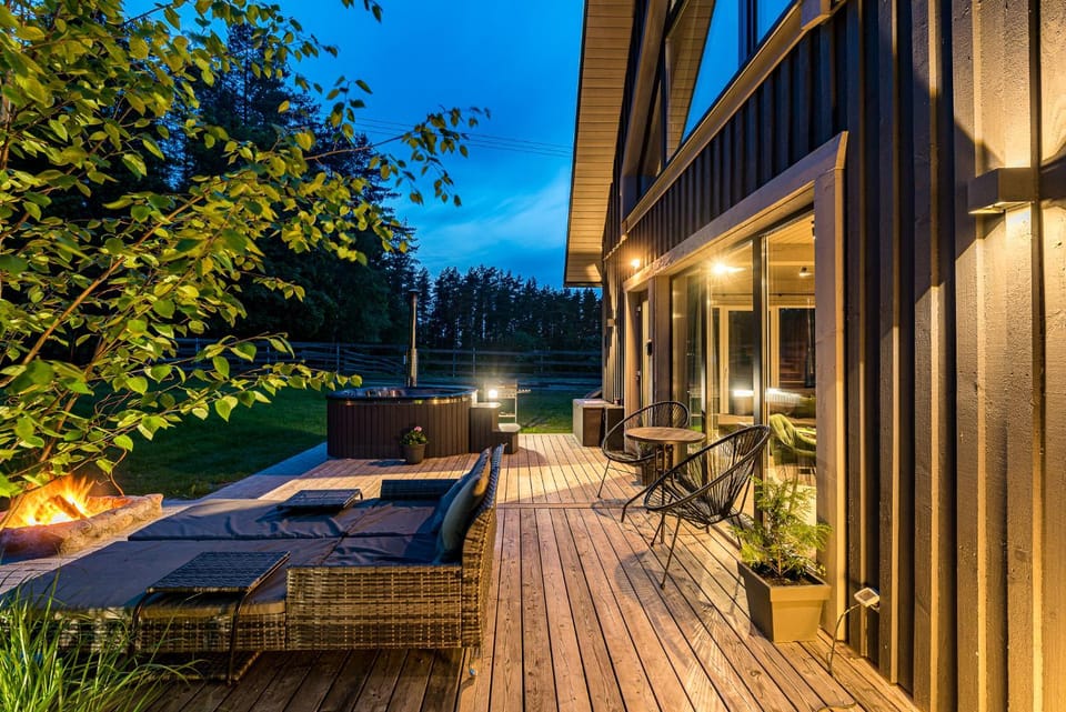 SOPRANO - 'Virš Ąžuolų' - Forest SPA - FREE jacuzzi Villa in Klaipėda County, Lithuania