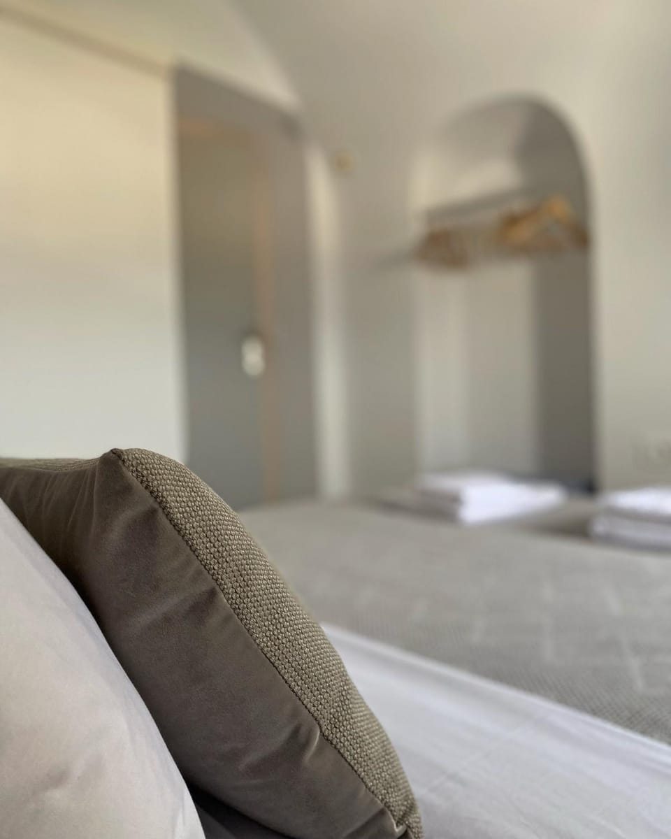 Arco Bianco Suites Apartment in Santorini