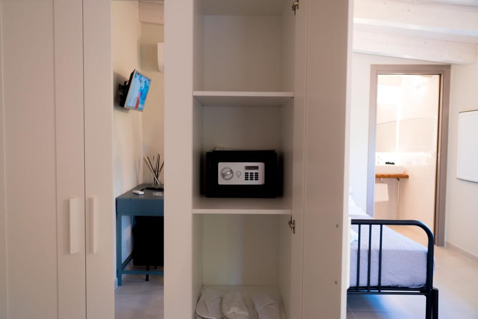 safe, wardrobe