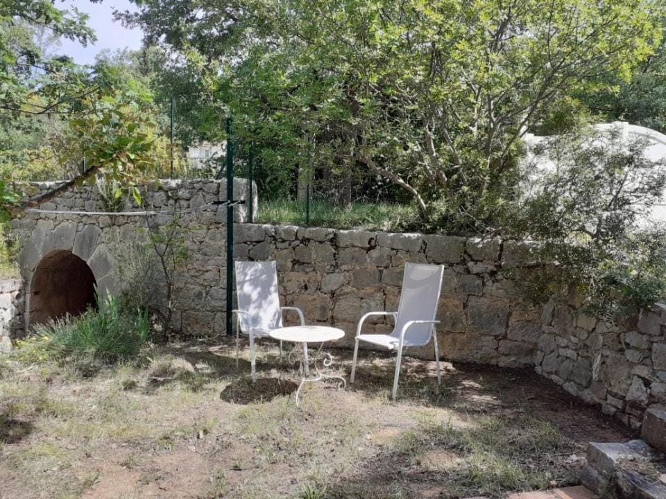 Maisonnette dans le verdon House in French Riviera