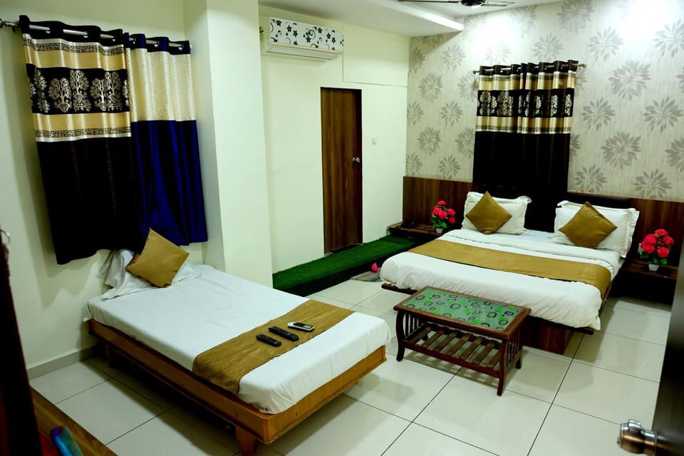 Hotel New Shiv INN Hotel in Vadodara