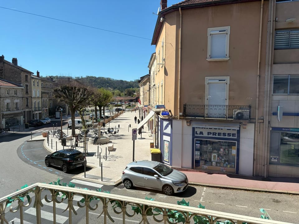 Appart'Hôtel Lagnieu Apartment in Auvergne-Rhône-Alpes