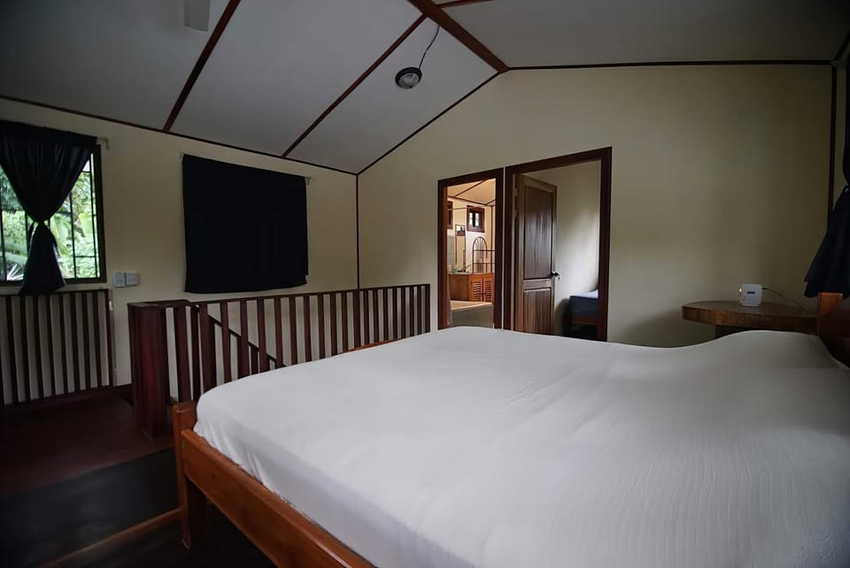 Pavones Point Surf House in Great Location House in Puntarenas Province