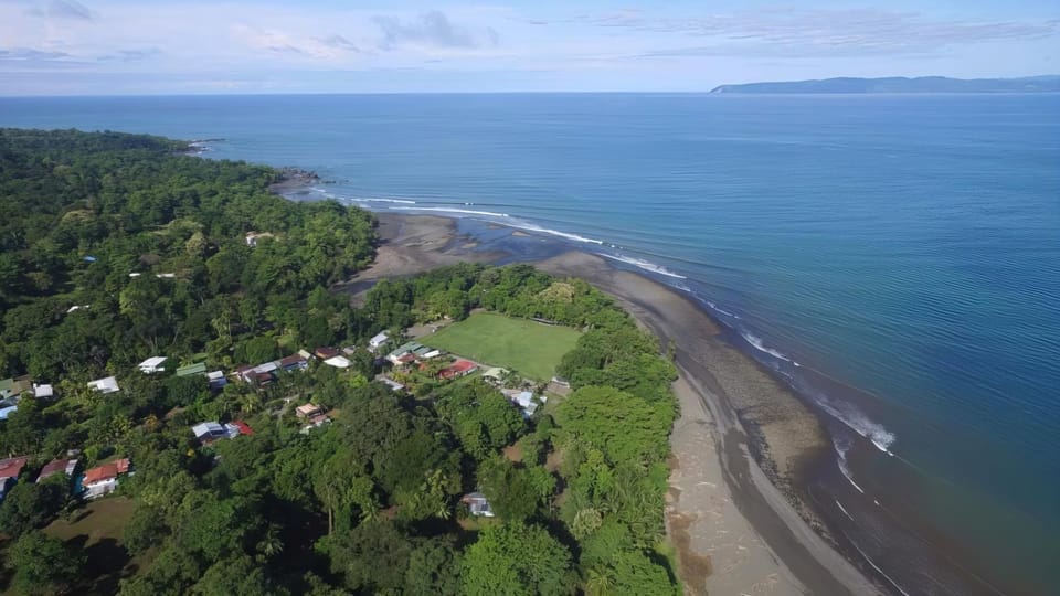 Pavones Point Surf House in Great Location House in Puntarenas Province