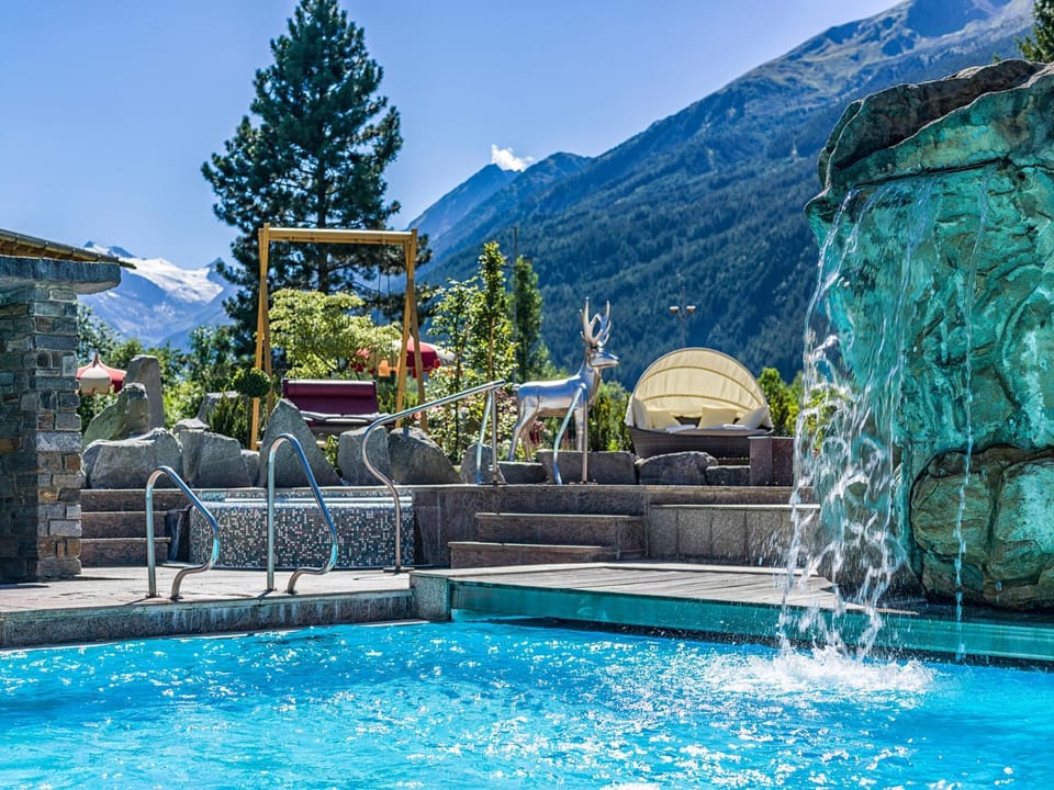 Mountain view, Swimming pool, Open Air Bath