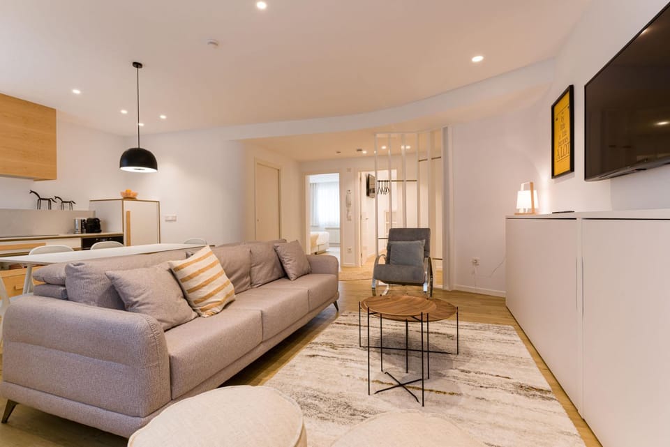 Living room, Seating area, Dining area