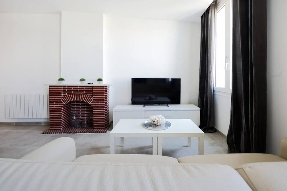 LA CIOTAT - Magnifique Appartement climatisé sur le Port Apartment in La Ciotat
