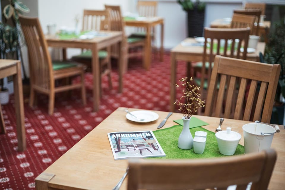 Restaurant/places to eat, Breakfast