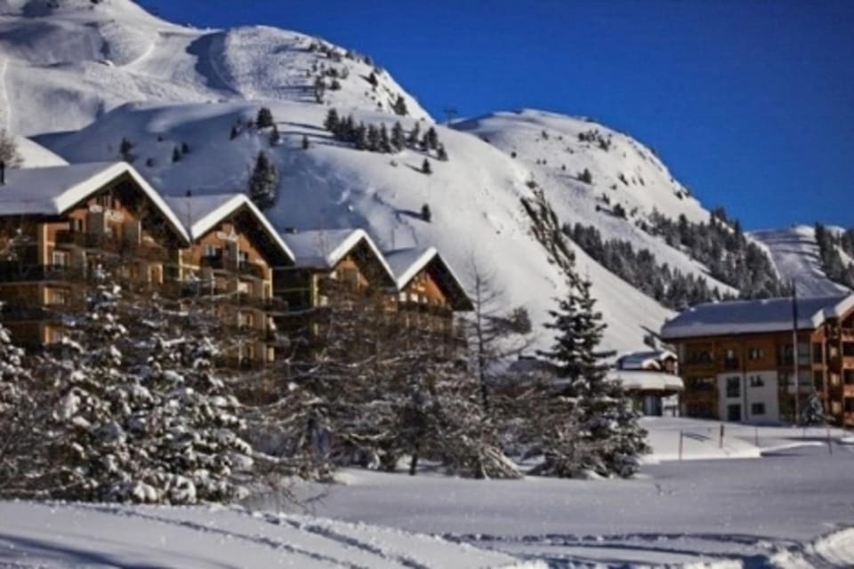Hollandia 26 Apartment in Canton of Valais