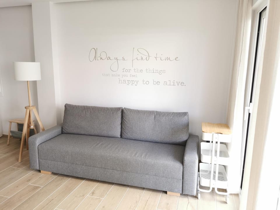 Bright 2 bedroom apt Golden Mile next to beach RDR225 Apartment in Marbella