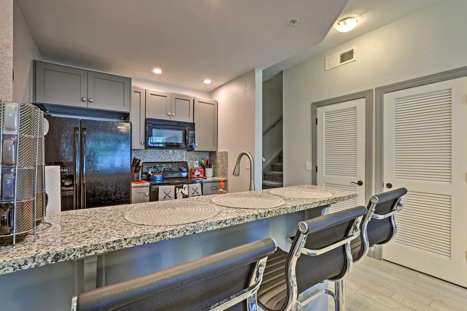 10 Mi to Disney: Venetian Bay Villages Retreat House in Kissimmee