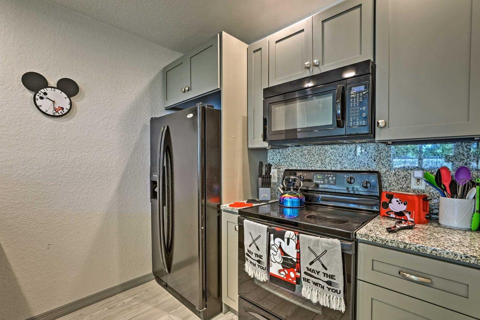 10 Mi to Disney: Venetian Bay Villages Retreat House in Kissimmee