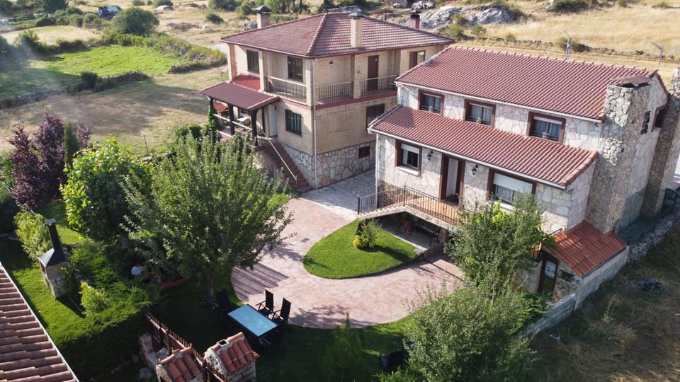 CASA RURAL COSTALAGO House in Castile and León