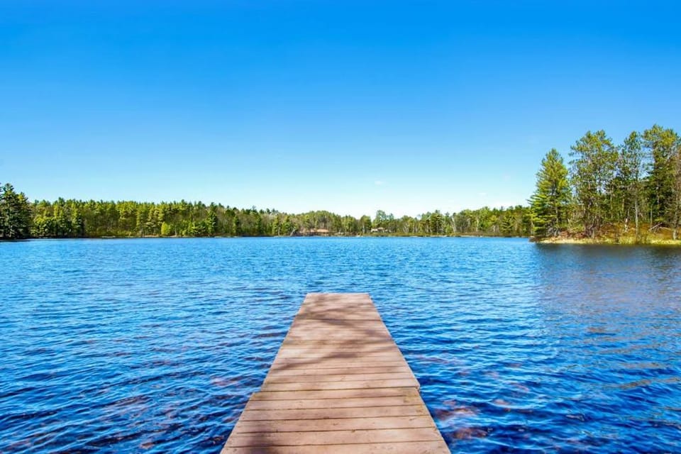 Vance Lake Retreat House in Manitowish Waters
