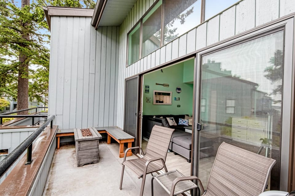 Stay at the Bay Apartment in Birch Bay