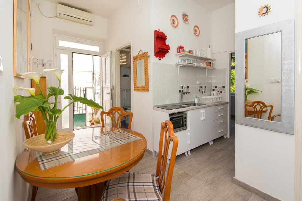 MILKA-sea view apartment in center Apartment in Dubrovnik