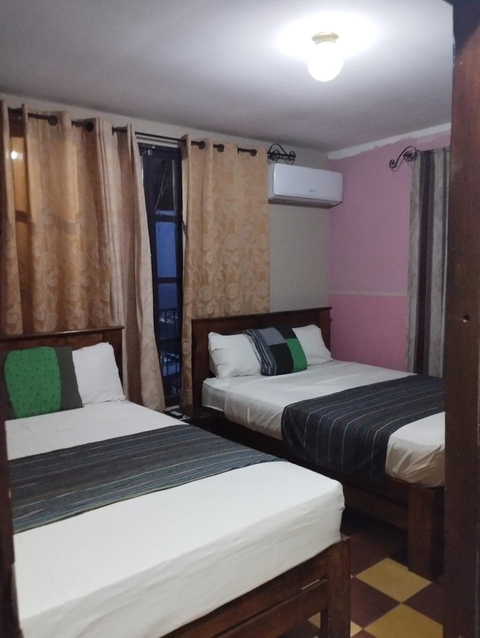 HOTEL EL ALMENDRO Bed and Breakfast in Honduras