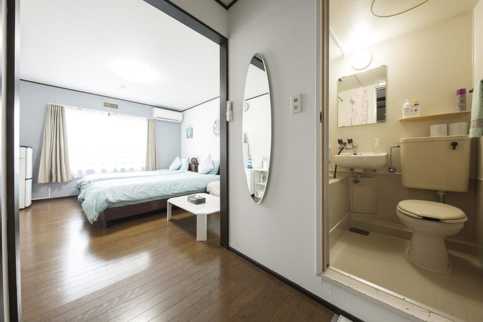 Flat piece chair house - Vacation STAY 21975v Bed and Breakfast in Okinawa Prefecture