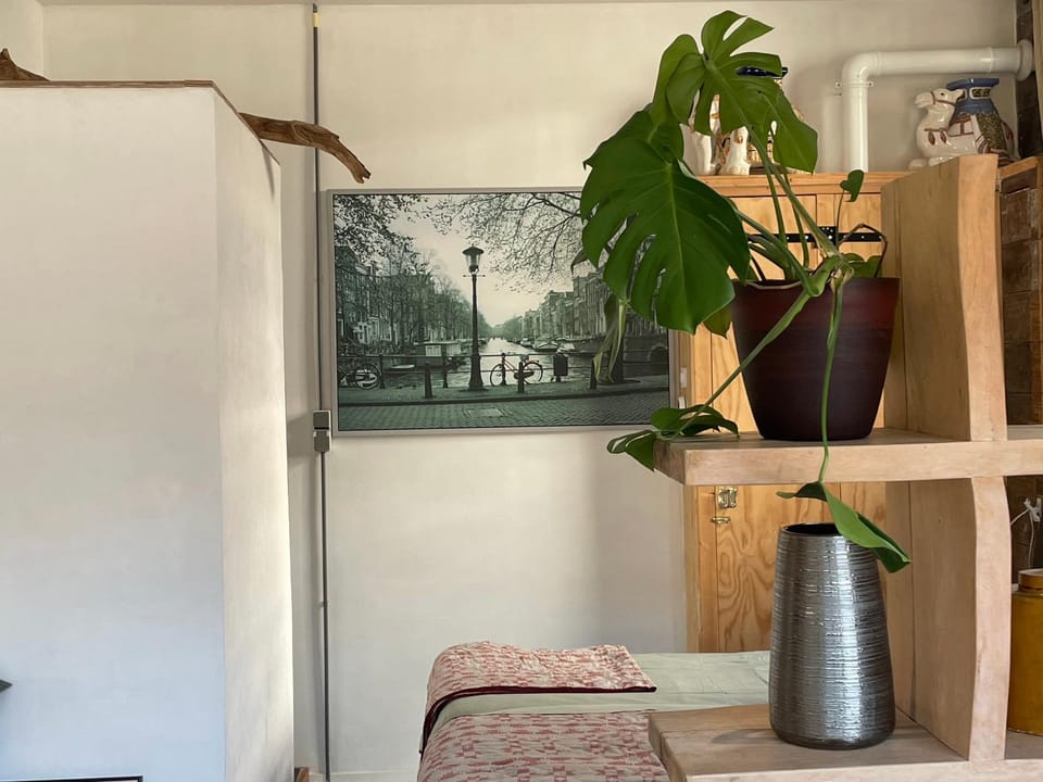 Studio Gerenoveerde winkel Apartment in Arnhem