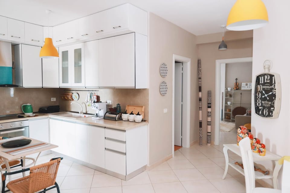 Coffee/tea facilities, Kitchen or kitchenette, Dining area, pet friendly, stove, toaster