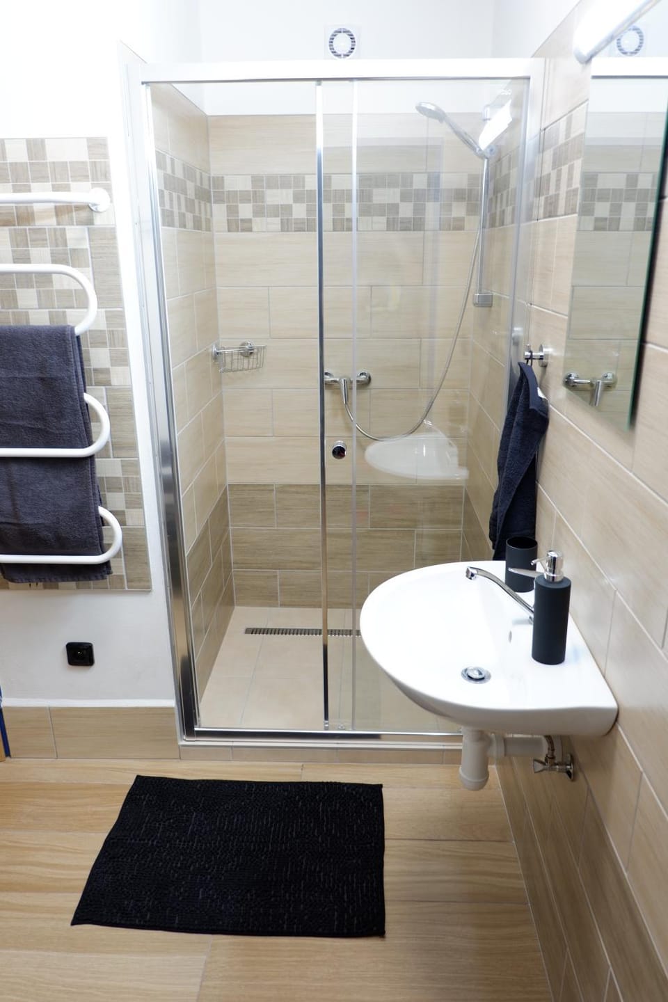 Shower, Bathroom