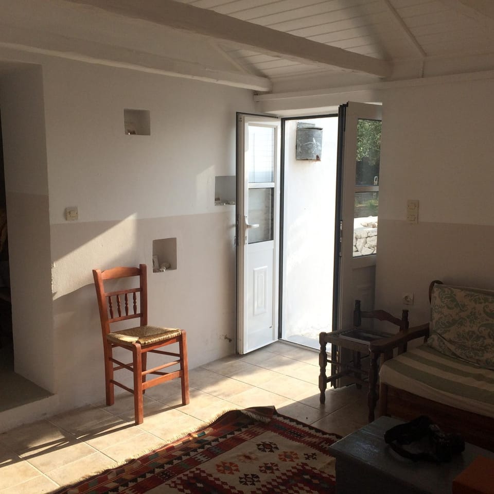 Afales View House in Ithaca