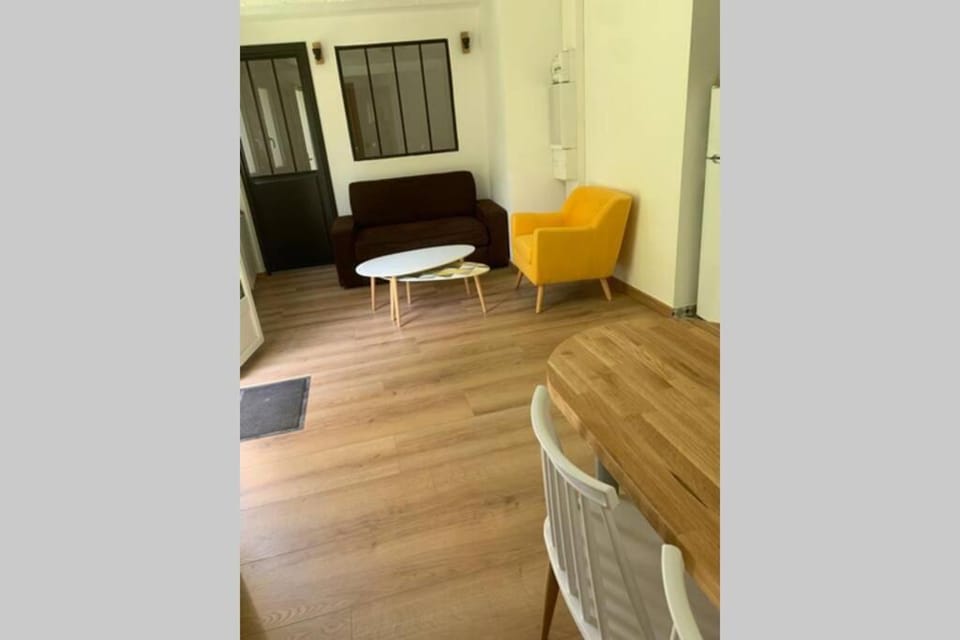 Appartement neuf 4-6 personnes en bord de Mer Apartment in Nice