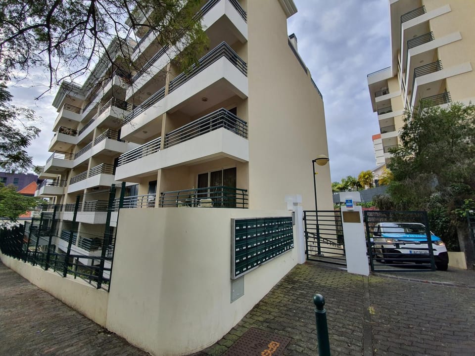 Suncoast Residence V (Free parking) Apartment in Funchal