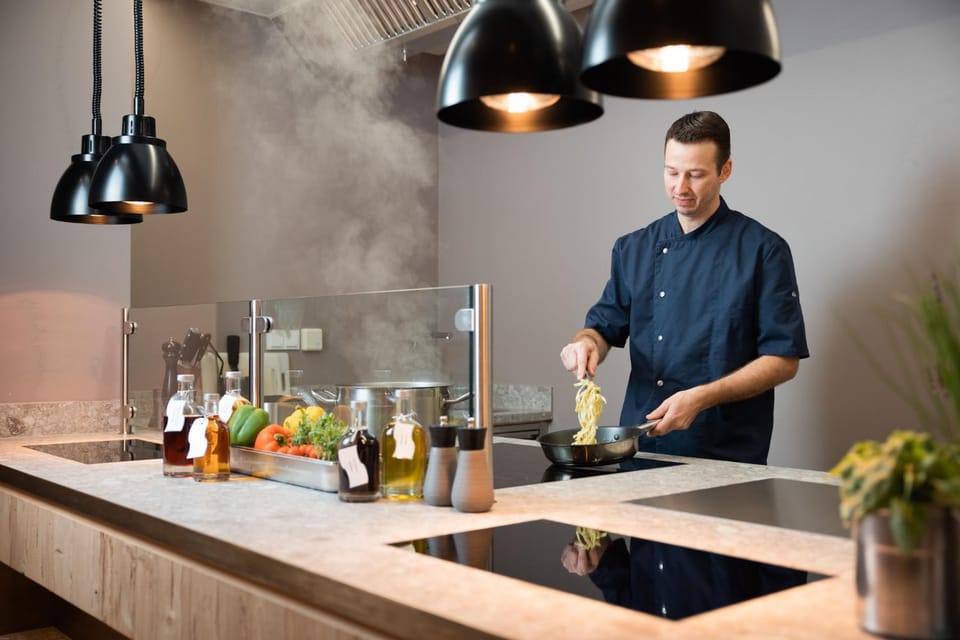 Kitchen or kitchenette, kitchen