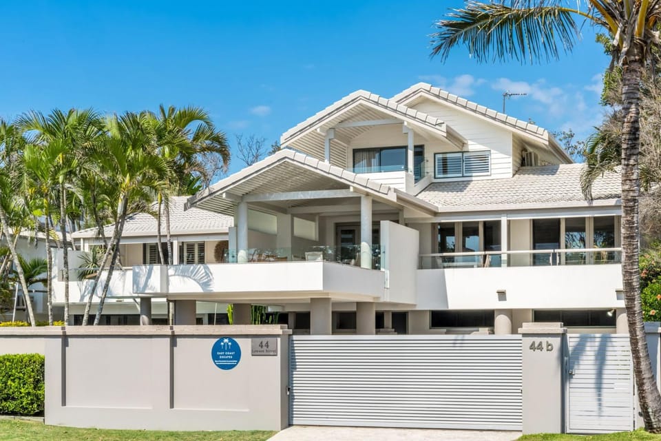 Lawson House 2 House in Byron Bay