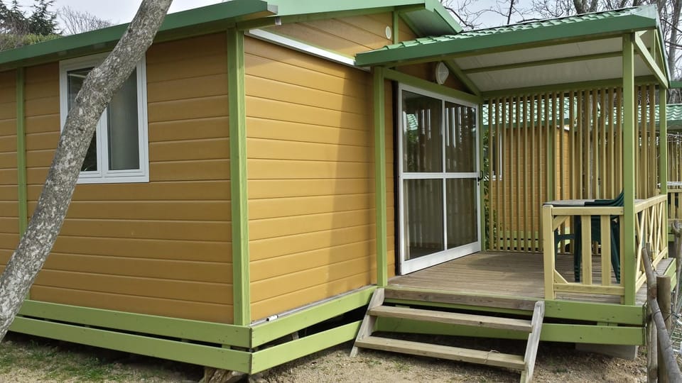 Domaine Plein Sud Campground/ 
RV Resort in Provence-Alpes-Côte d'Azur