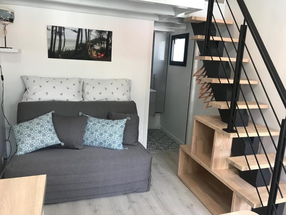 Charmant Studio avec Terrasse et Parking - 4 Pers - Arcachon - FR-1-474-161 Apartment in Arcachon