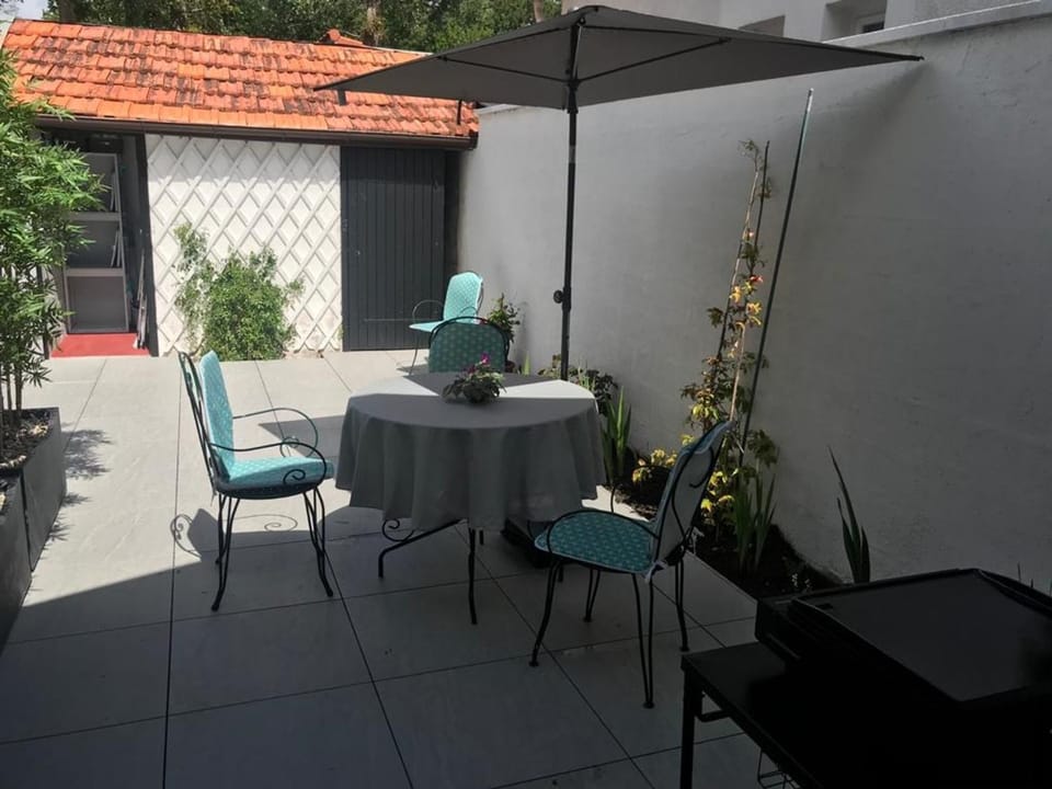 Charmant Studio avec Terrasse et Parking - 4 Pers - Arcachon - FR-1-474-161 Apartment in Arcachon