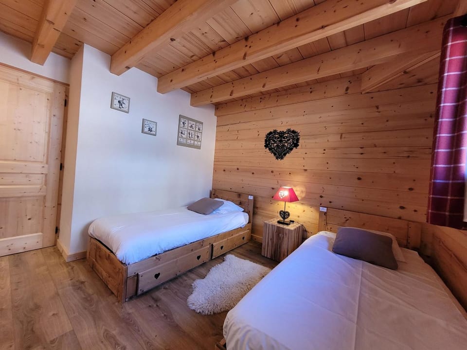 Grand appartement au cœur du village avec parking - FR-1-598-79 Apartment in Les Gets