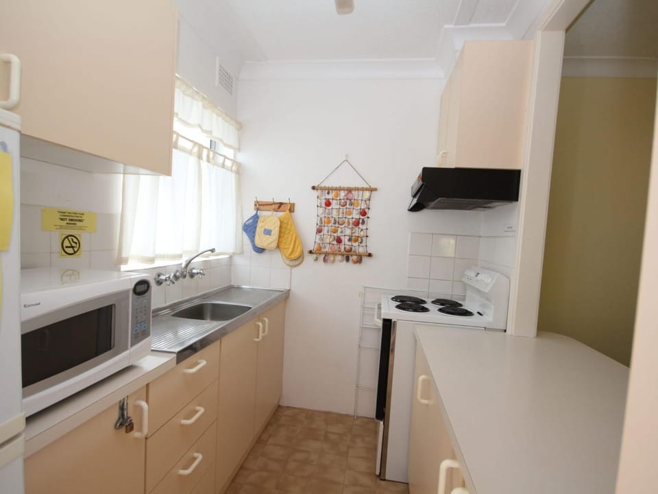 Beachfront 4 Apartment in Lake Cathie