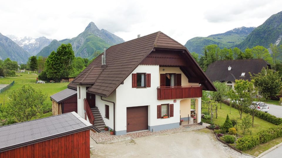 Property building, Mountain view