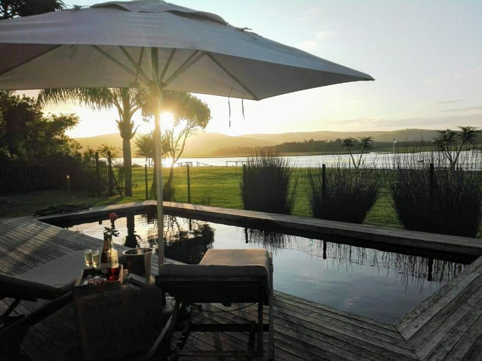 River view, Swimming pool