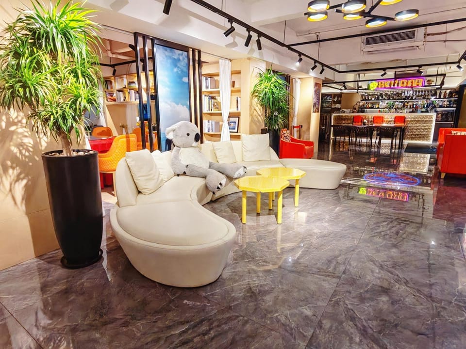 Lobby or reception, Lounge or bar