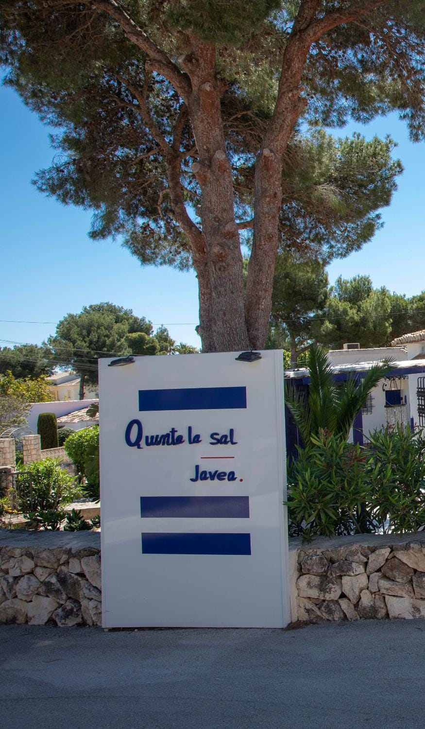 Property building, Logo/Certificate/Sign