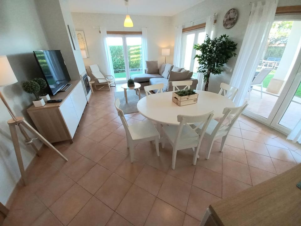 Dining area, locker