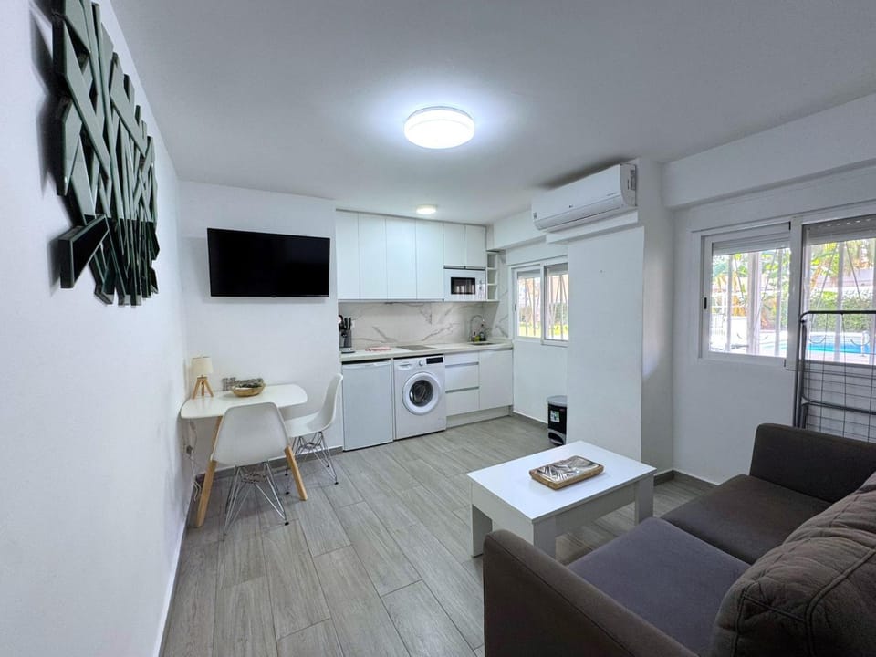 Living room, Bedroom